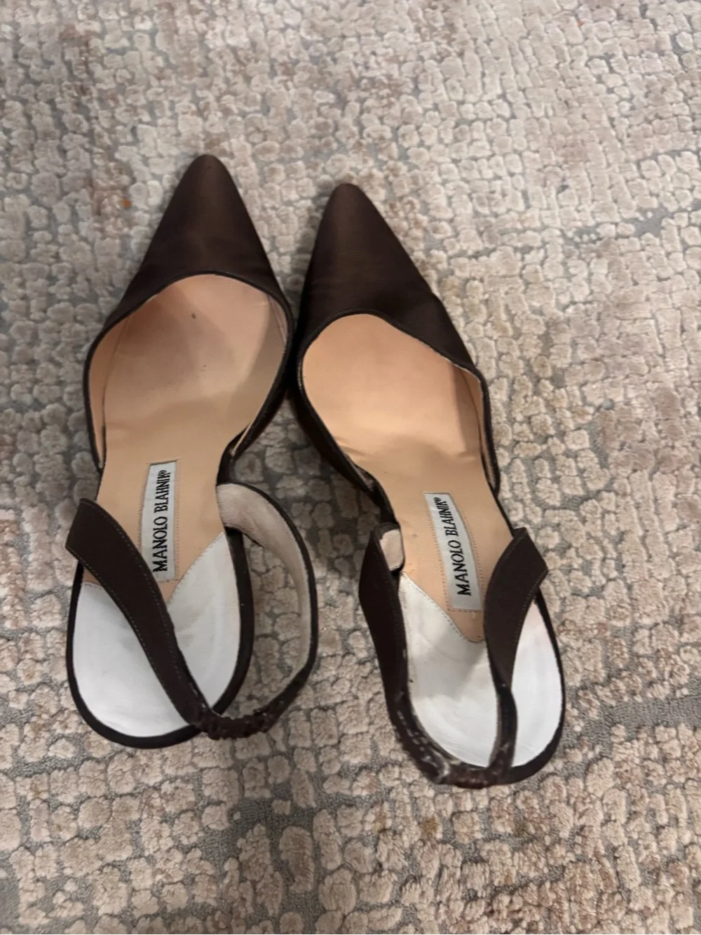 Manolo Blahnik brown satin Pointed Slingback Pumps size 39